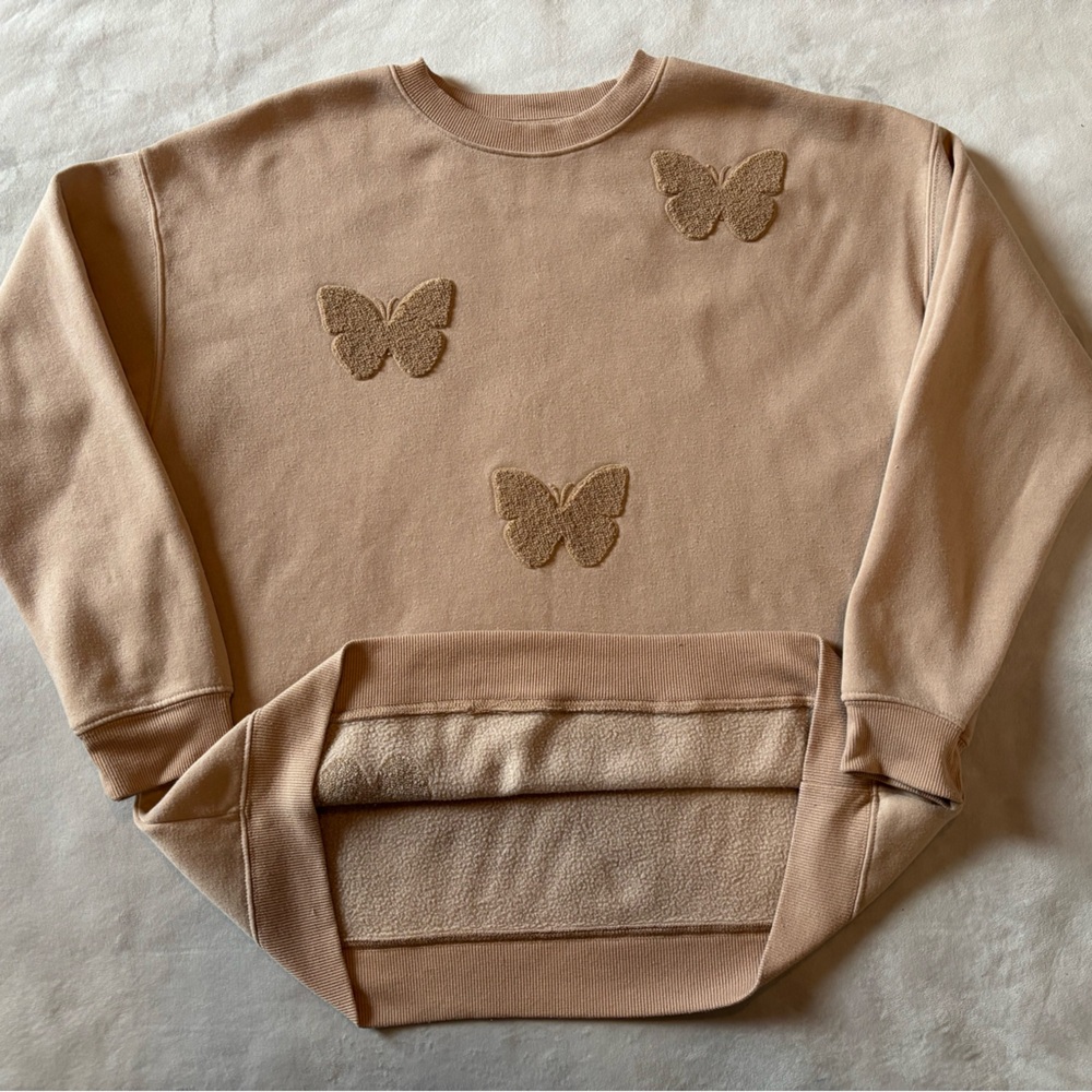 No Comment Beige Butterfly Applique Sweatshirt Large Cozy Fleece Pullover - Picture 6 of 7